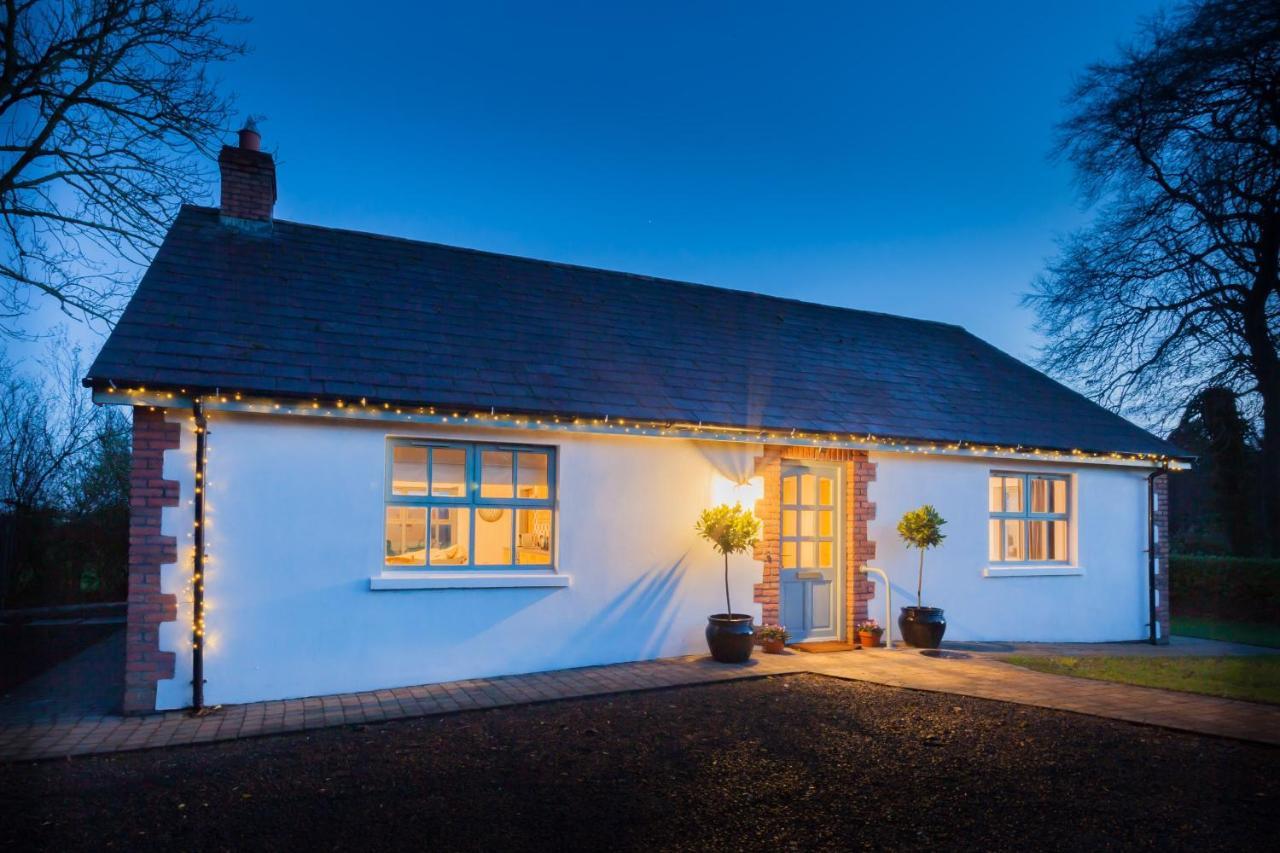 Duneden Cottage And Grounds Randalstown ภายนอก รูปภาพ