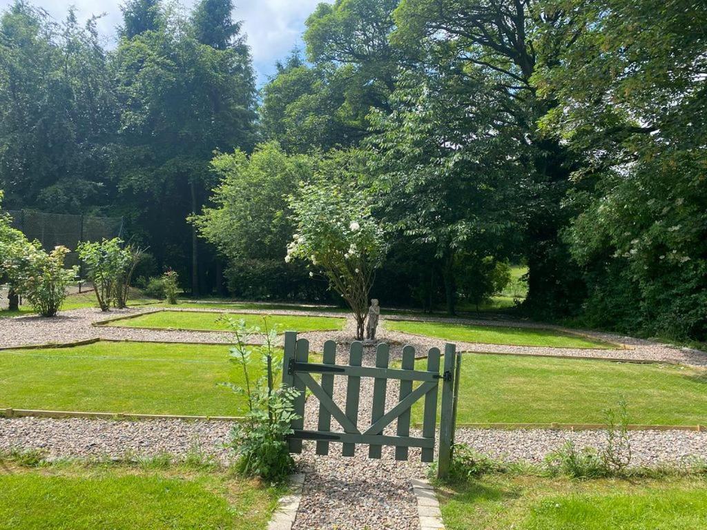 Duneden Cottage And Grounds Randalstown ภายนอก รูปภาพ
